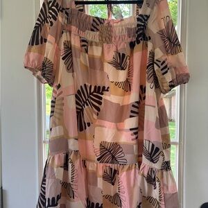 Entro 2x (20/22), flowy dress with tie back.